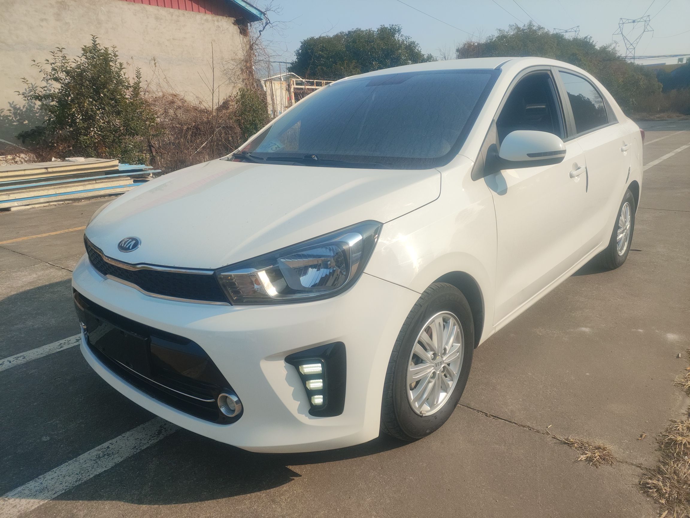 Kia 2019 car image 