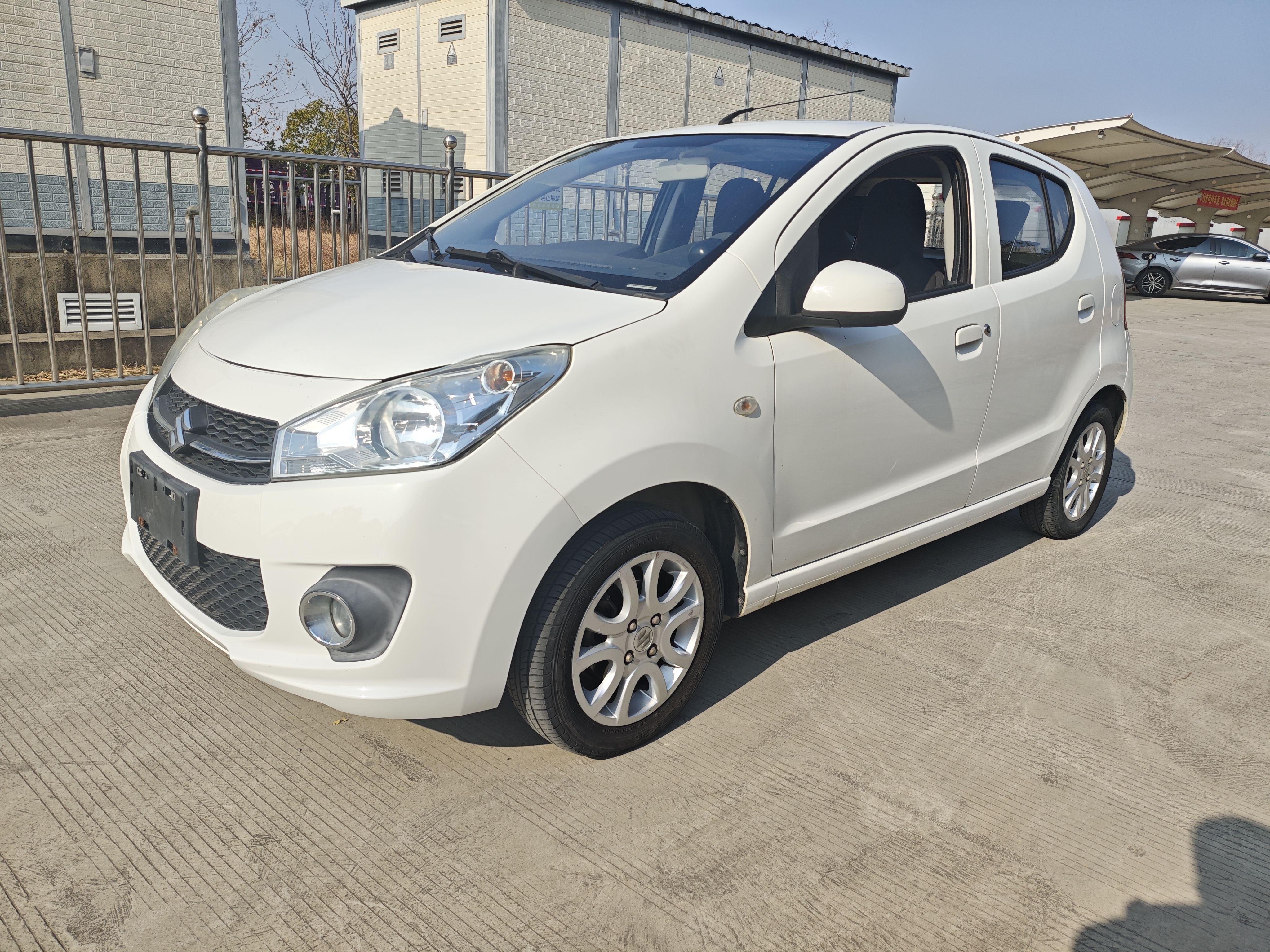Suzuki 2017 car image 