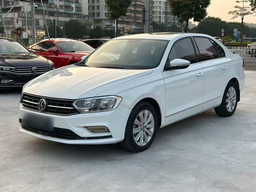 Volkswagen Bora 2017 car image 