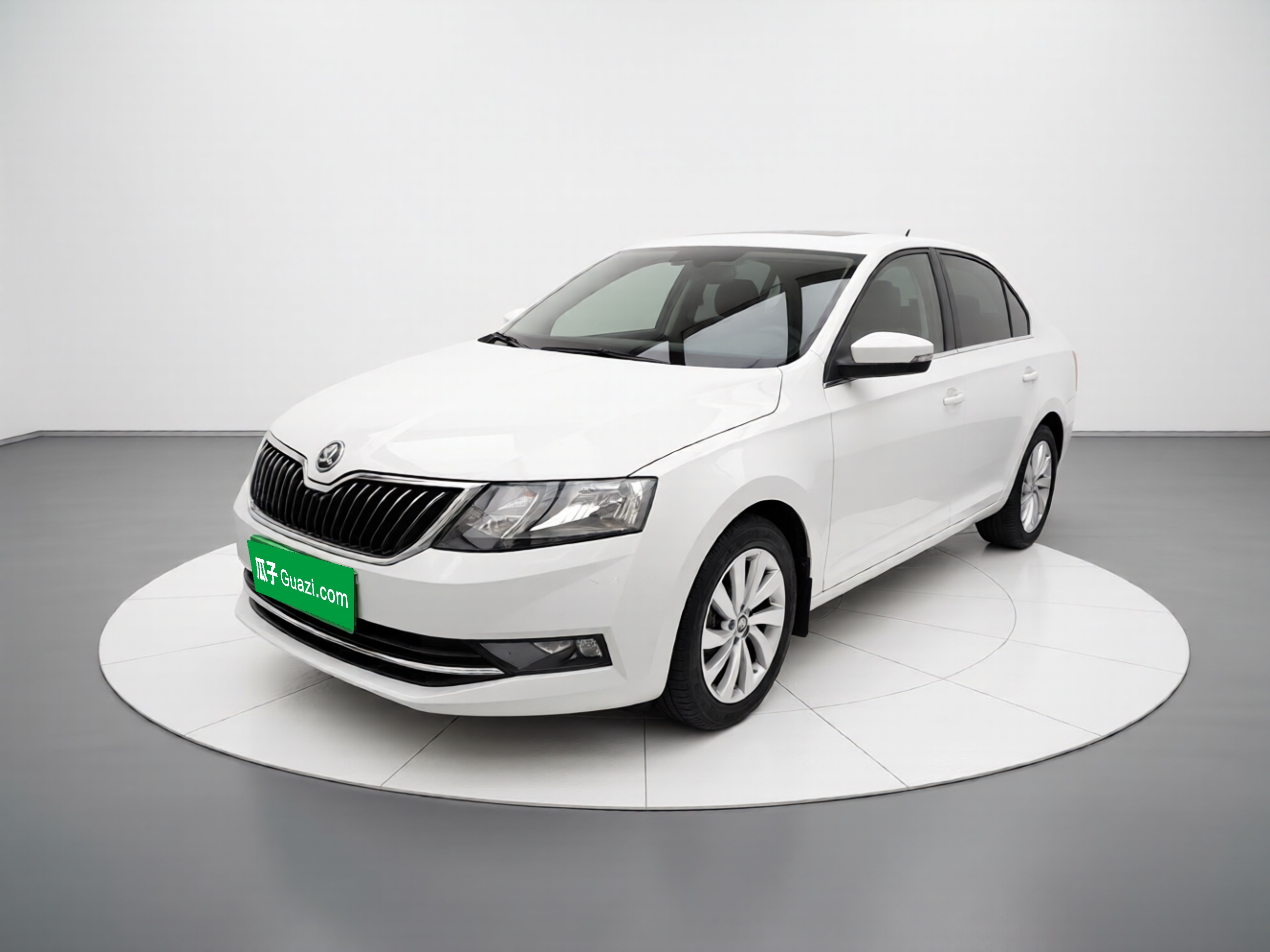Skoda Rapid 2018 Skoda Rapid 2018 car image