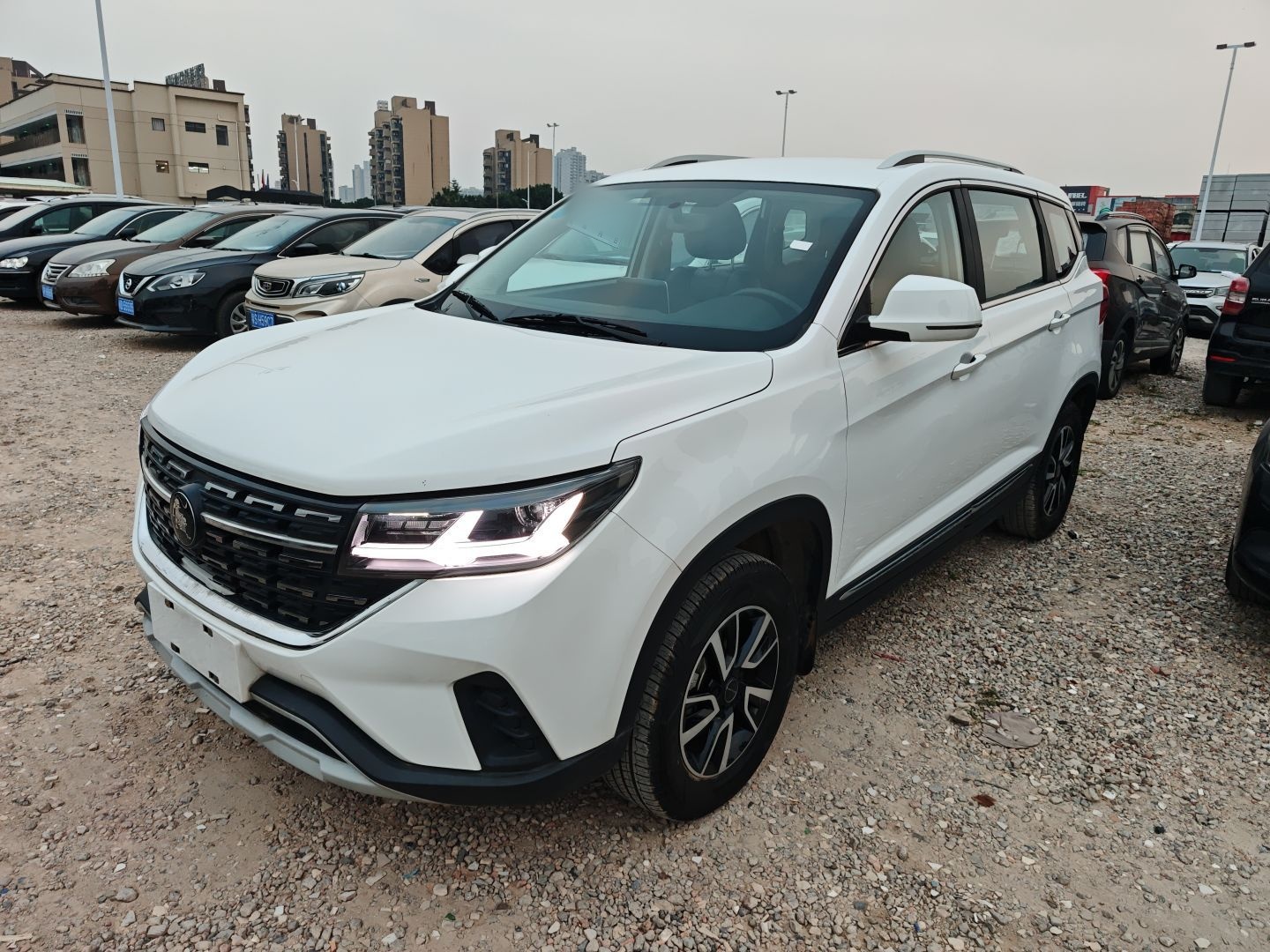 T5 2023 T5 2023 car image