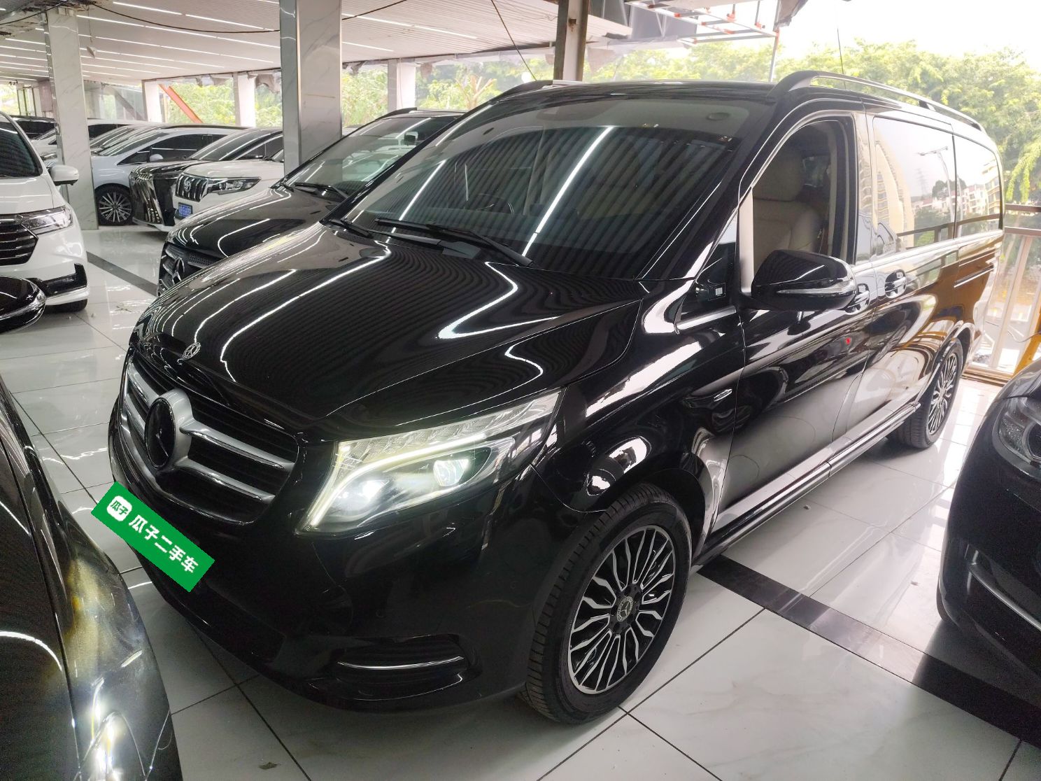 Mercedes-Benz V Class 2020 car image 