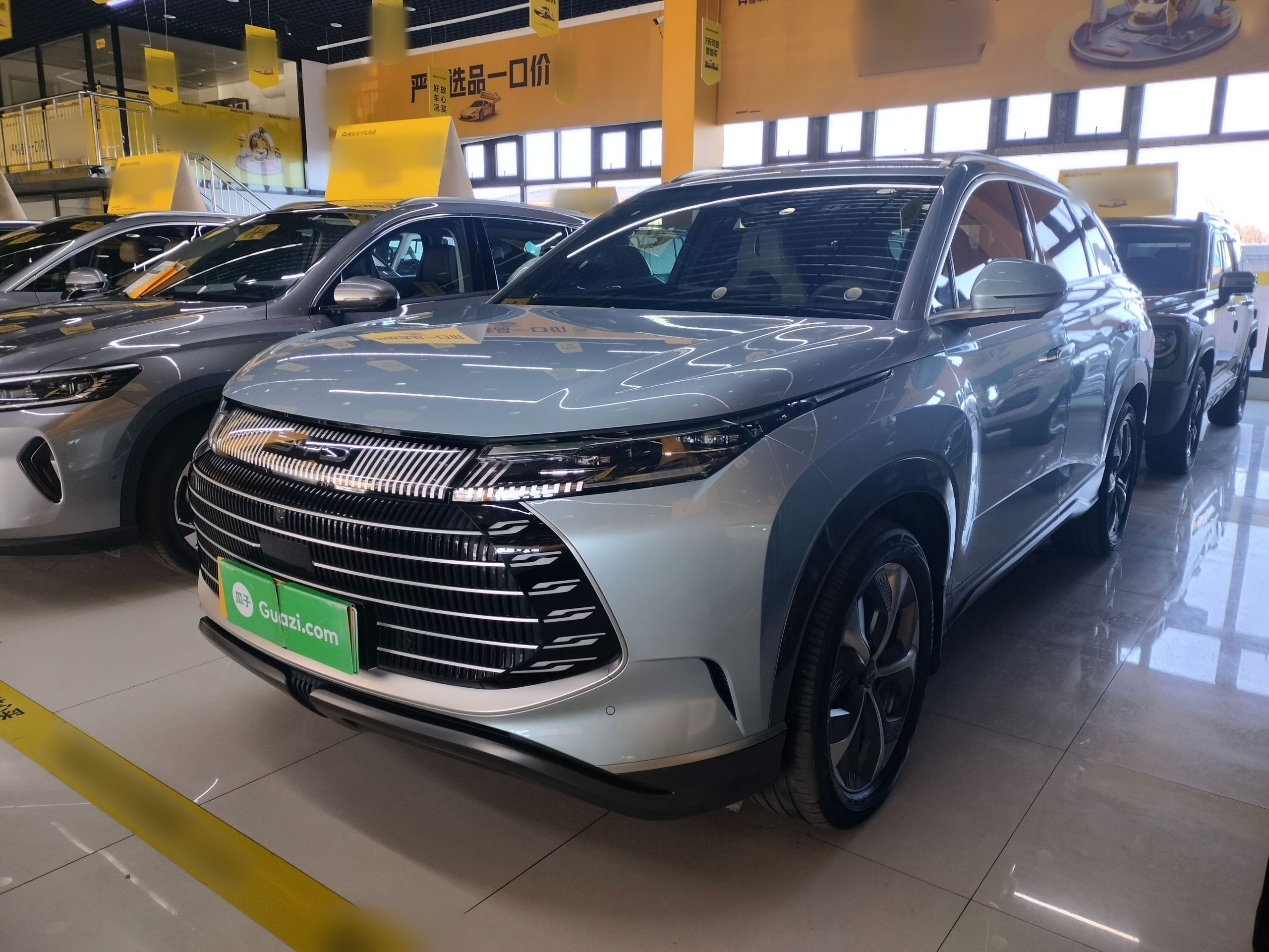 BYD Frigate 07 2023 BYD Frigate 07 2023 immagine di auto