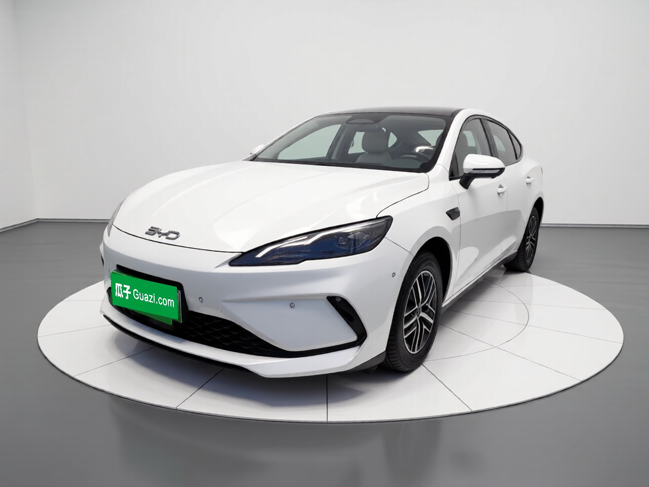 BYD Seal 05 DM-i 2025 BYD Seal 05 DM-i 2025 car image