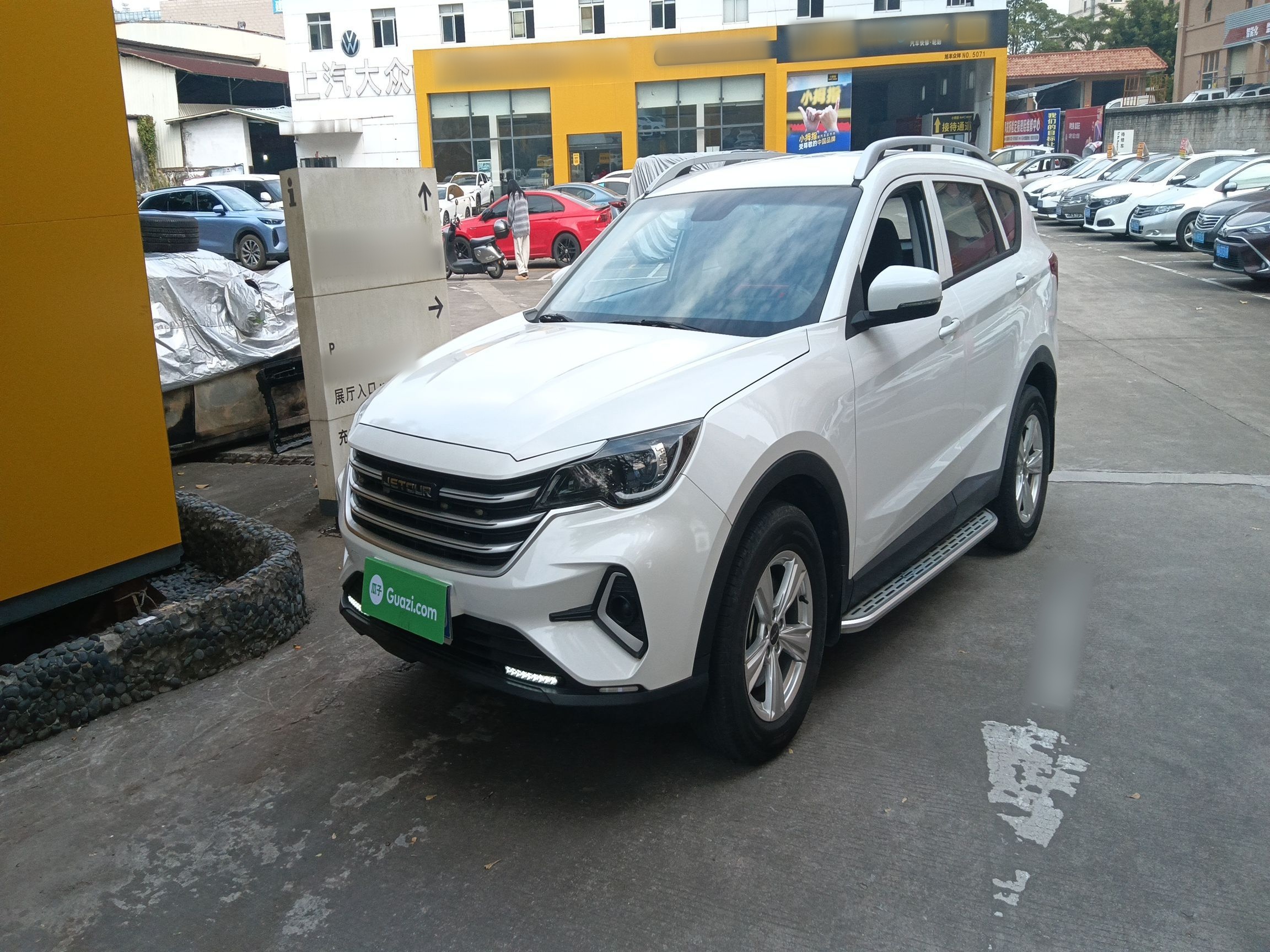X70M 2021 X70M 2021 car image