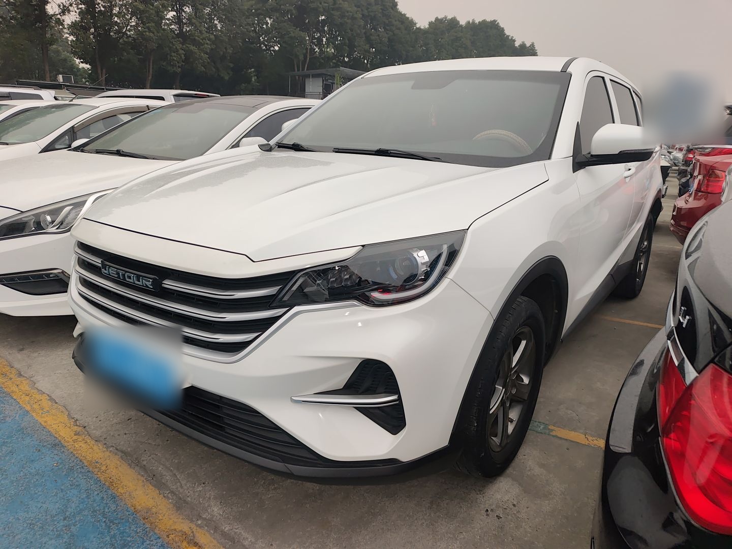 X70M 2020 X70M 2020 car image