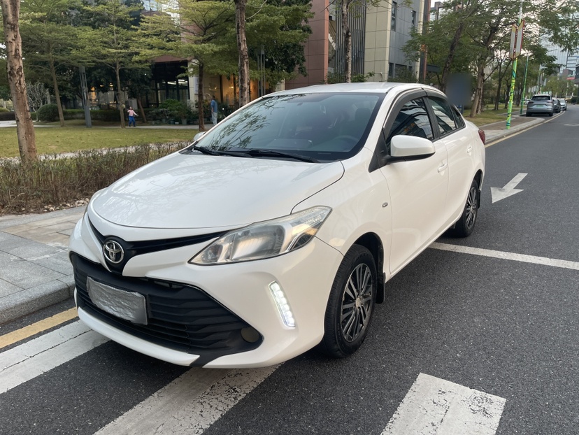 Vios 2017 immagine di auto 