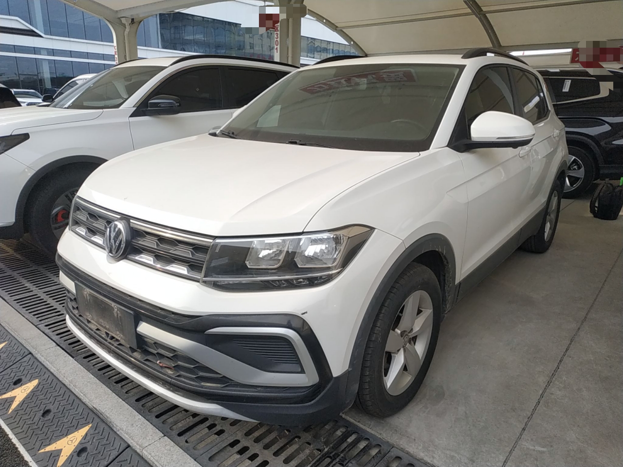 Volkswagen T-Cross 2020 car image 