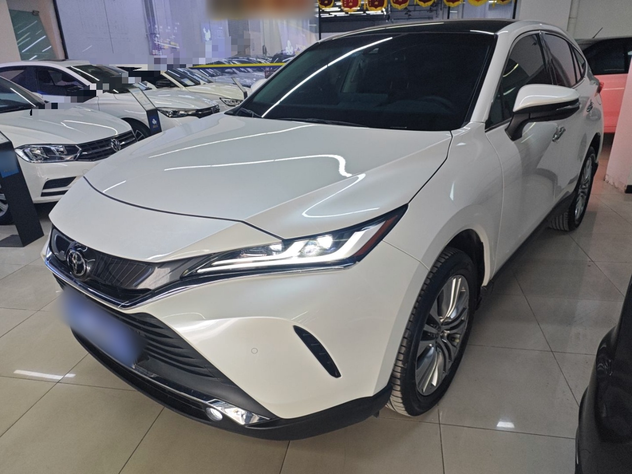 Toyota Harrier 2023 汽车图片 