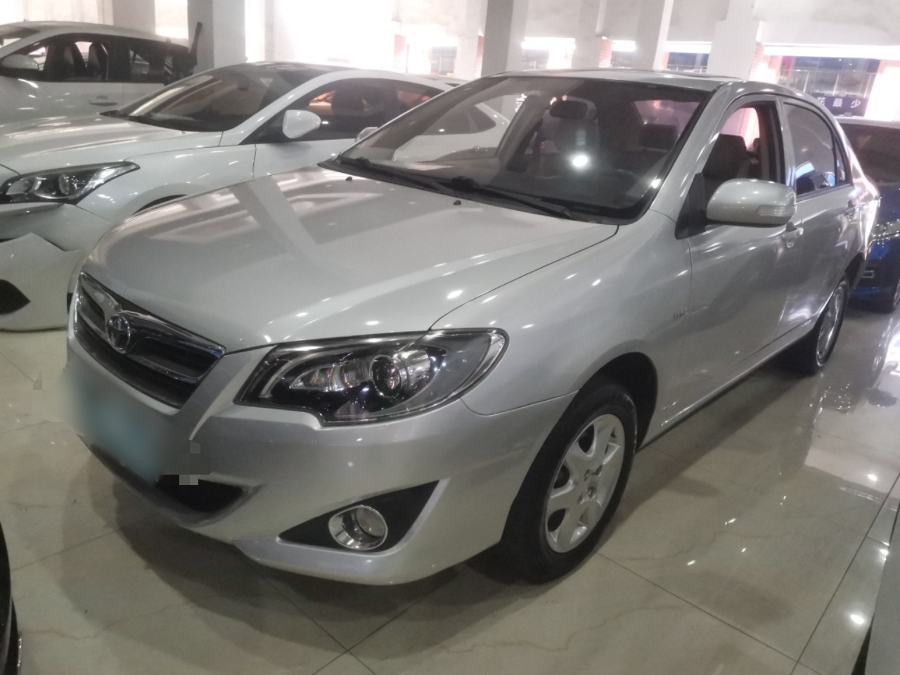 Toyota Corolla (Classic) 2015 Toyota Corolla (Classic) 2015 immagine di auto