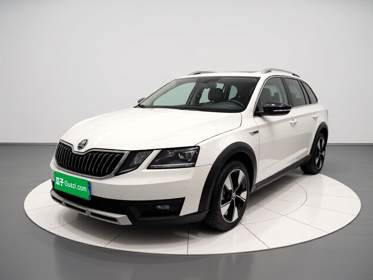 Skoda Octavia 2018 car image 