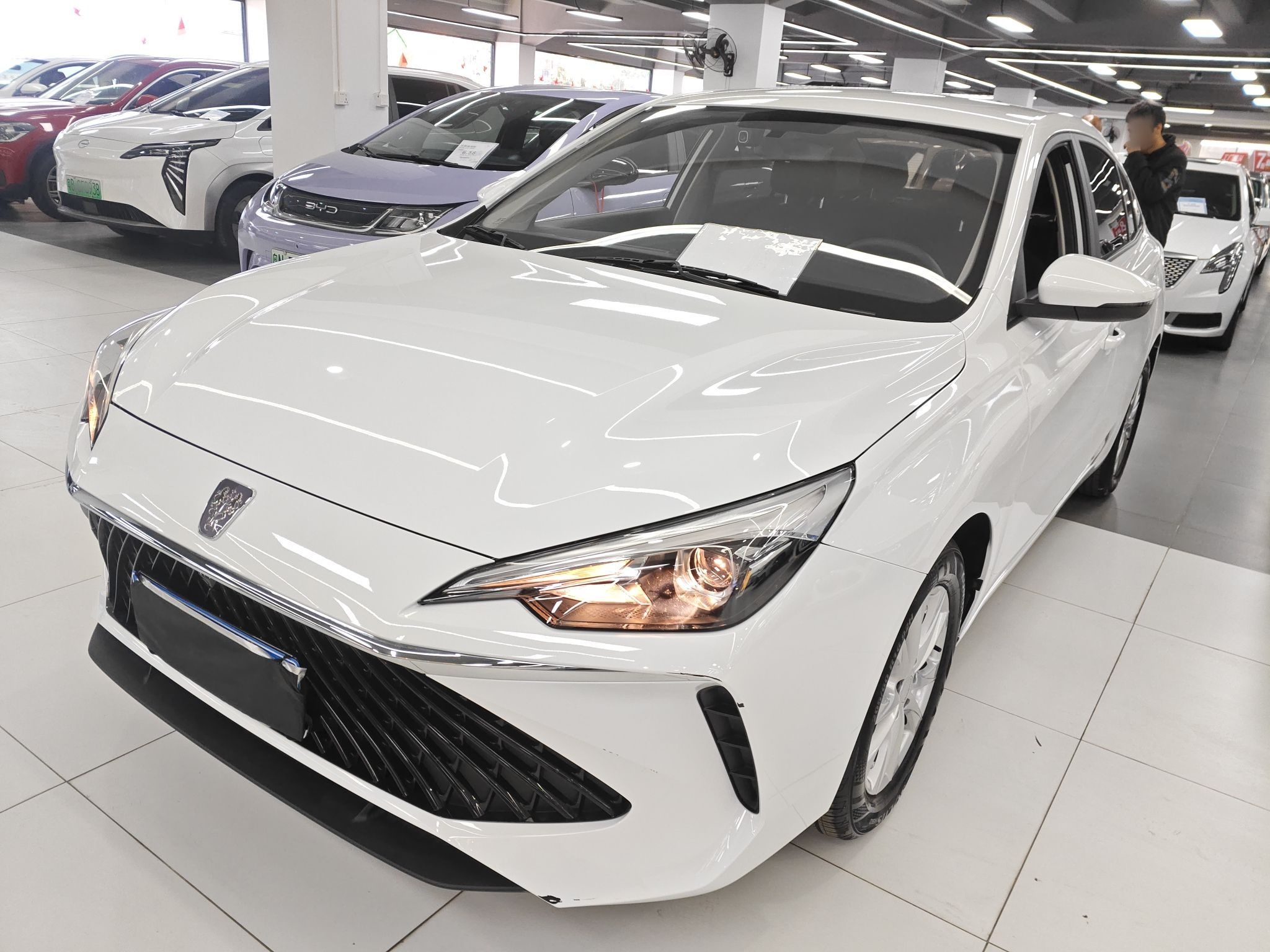 Roewe i5 2025 Roewe i5 2025 car image