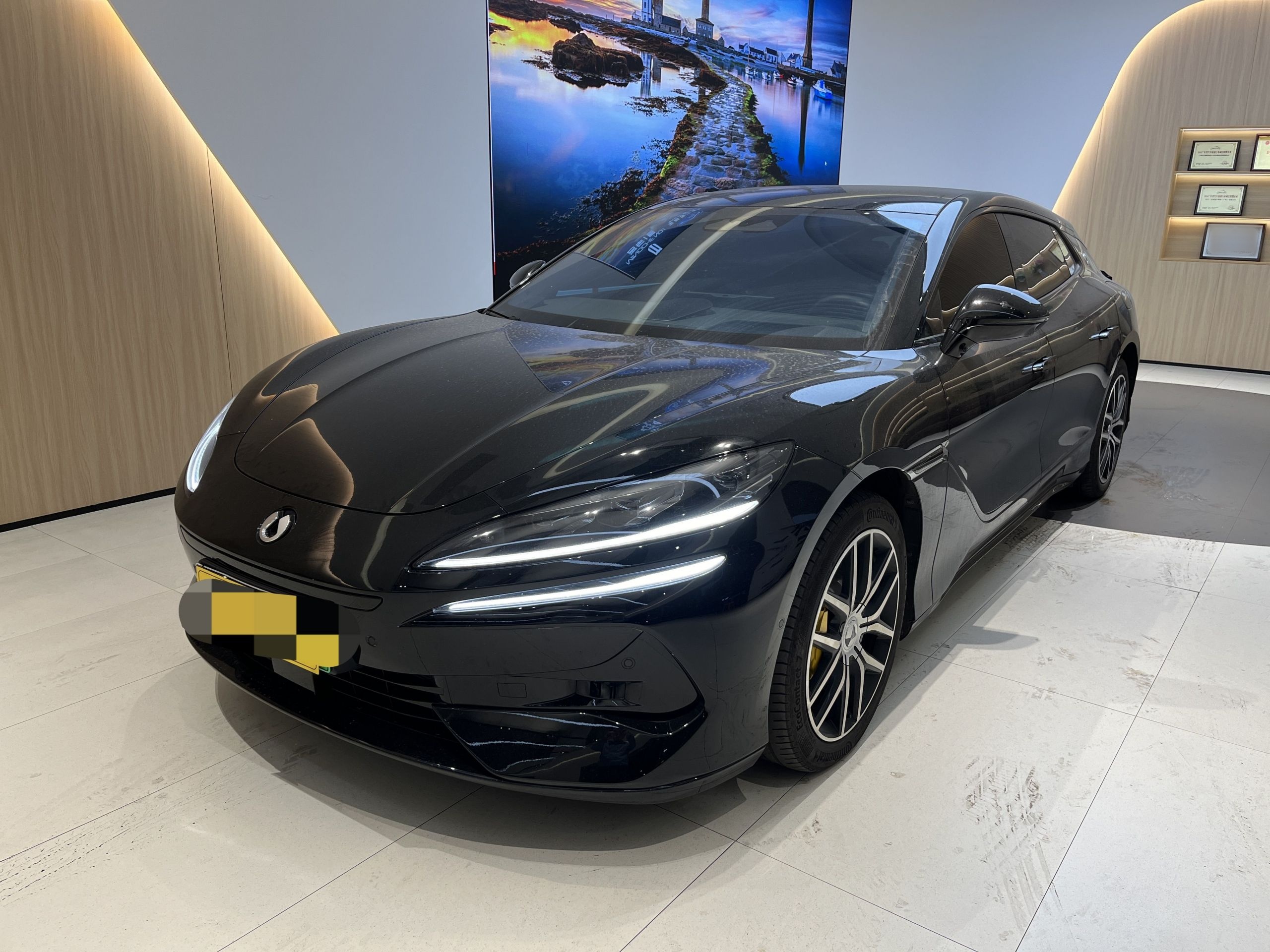 Denza Z9GT 2024 Denza Z9GT 2024 car image