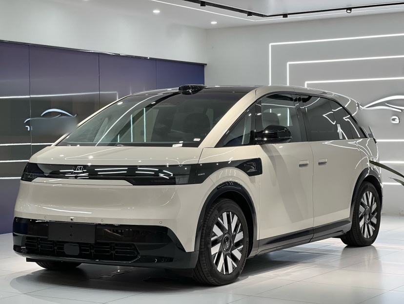 Zeekr MIX 2024 汽车图片 