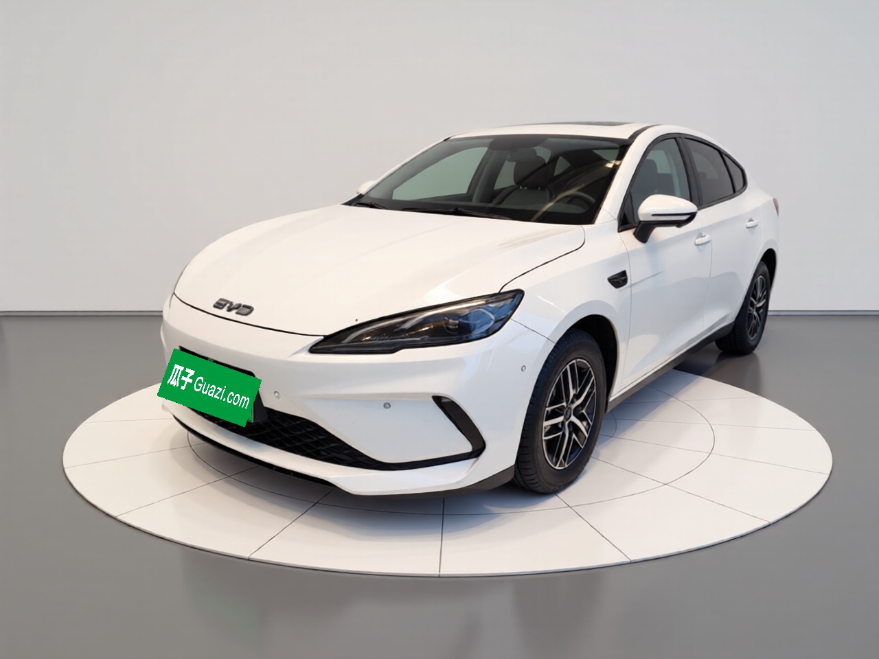 BYD Seal 05 DM-i 2025 BYD Seal 05 DM-i 2025 car image