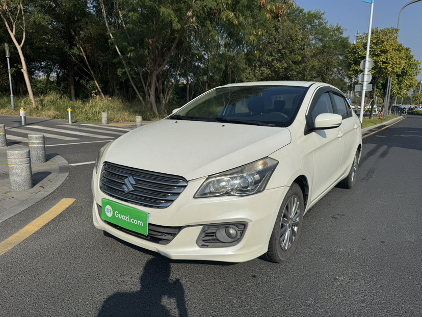 Suzuki 2015 car image 