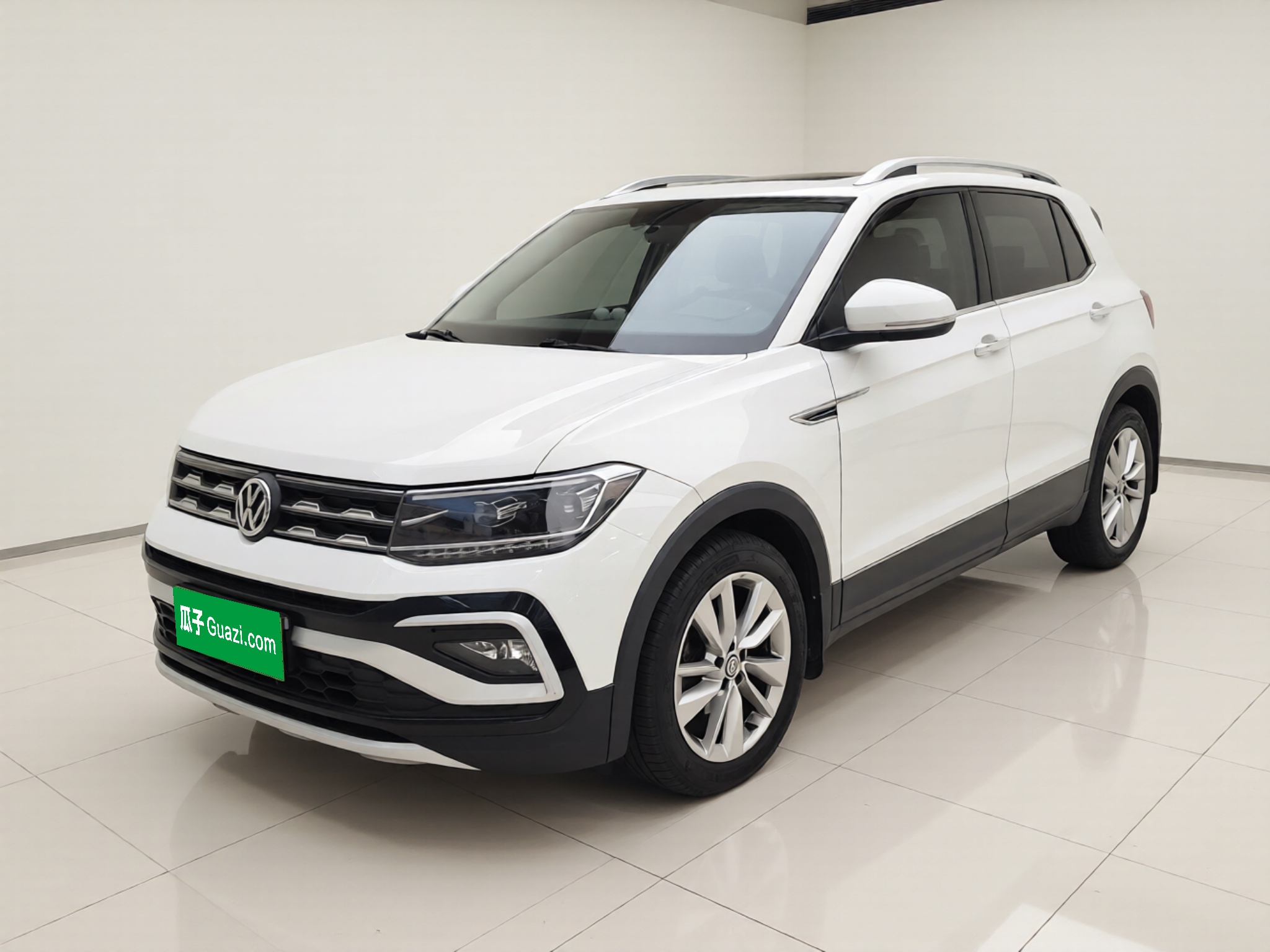 Volkswagen T-Cross 2020 Volkswagen T-Cross 2020 car image