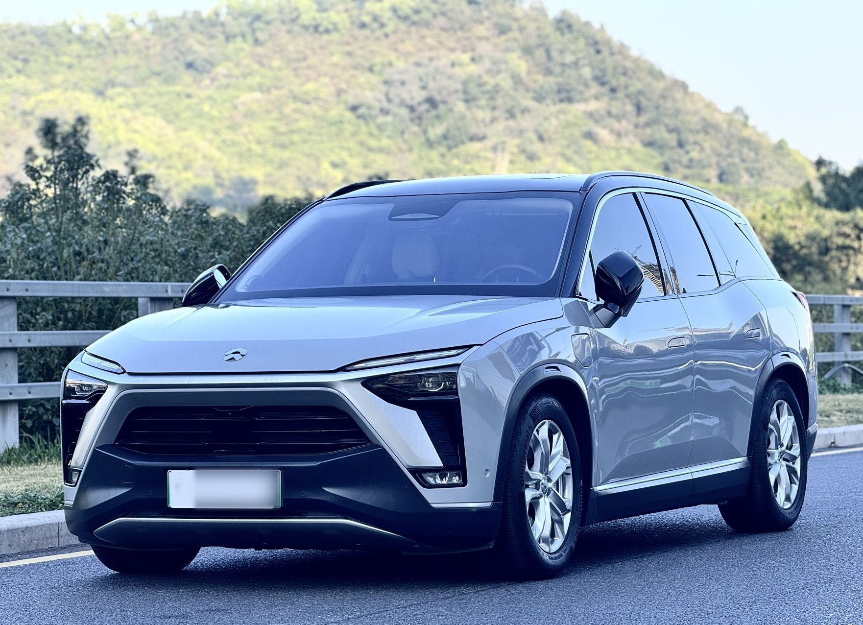 NIO ES8 2021 汽车图片 