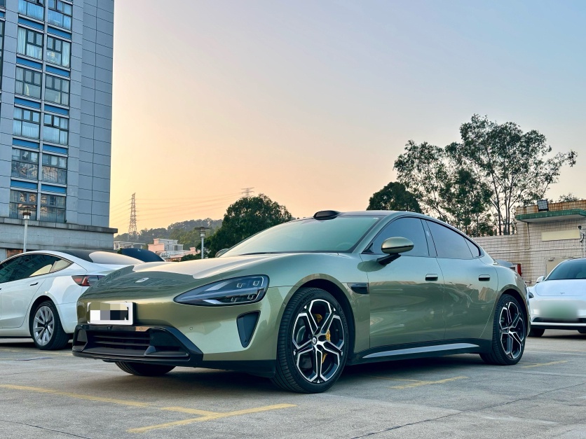 MI SU7 2024 汽车图片 