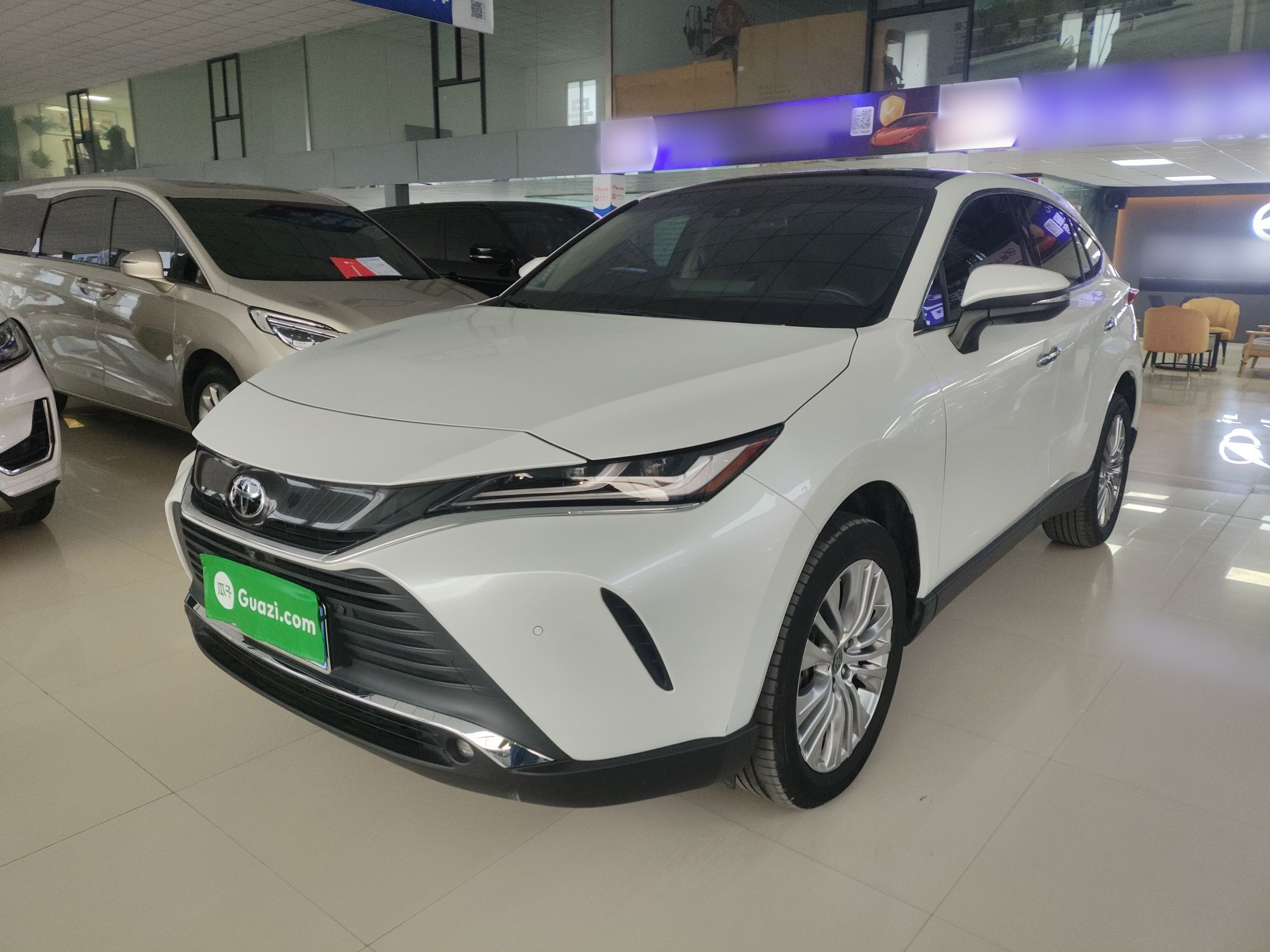 Toyota Harrier 2023 Toyota Harrier 2023 car image
