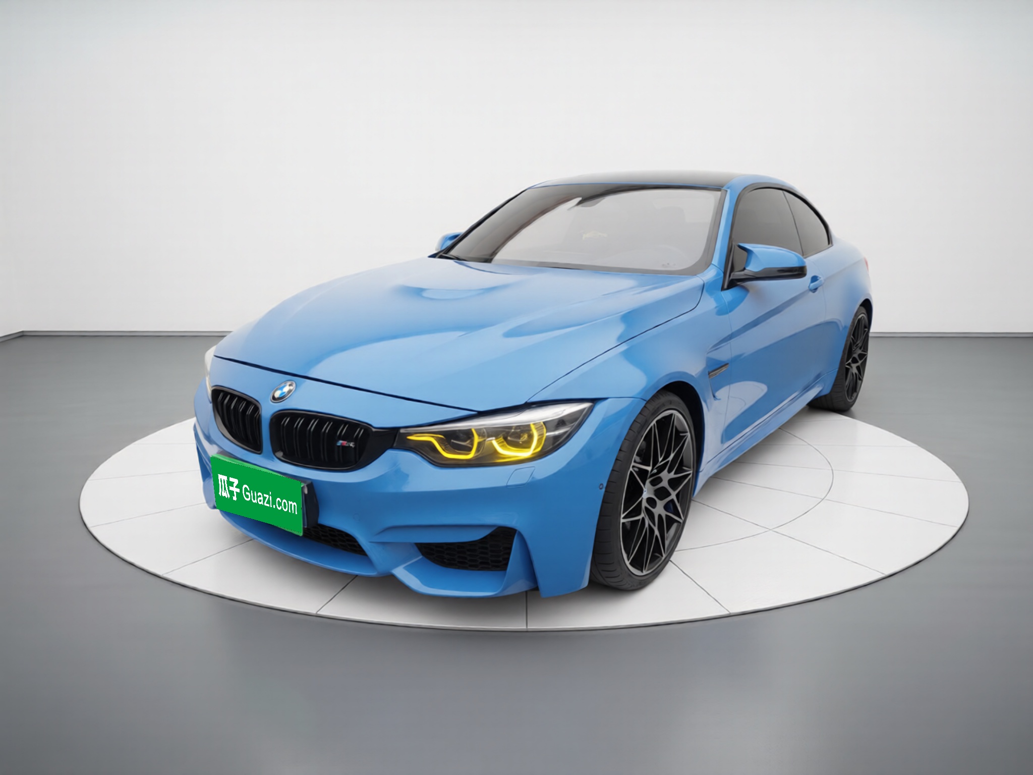 BMW M4 2018 car image 