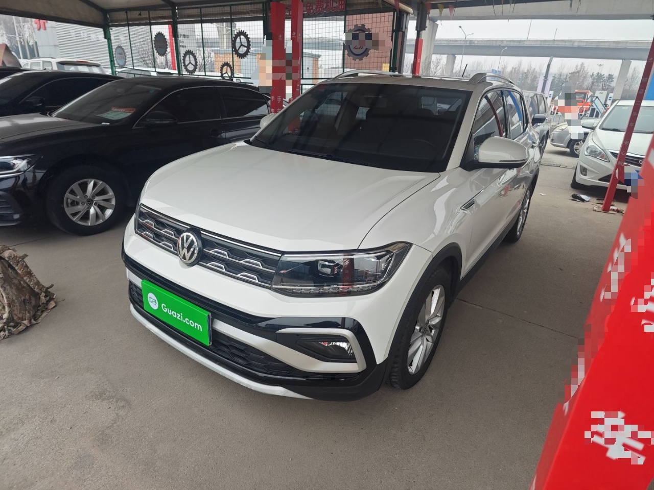 Volkswagen T-Cross 2019 car image 