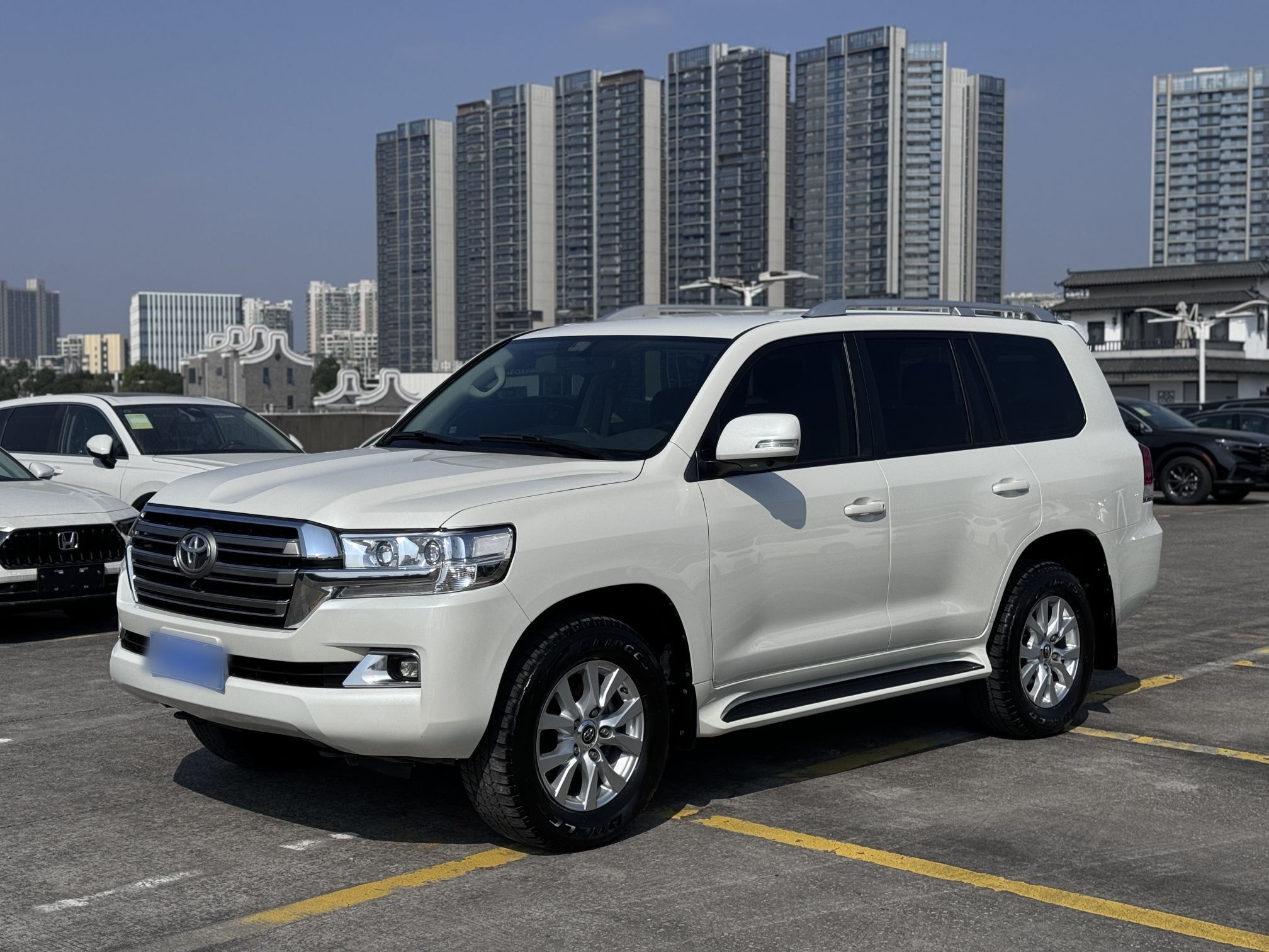 Toyota 2019 car image 