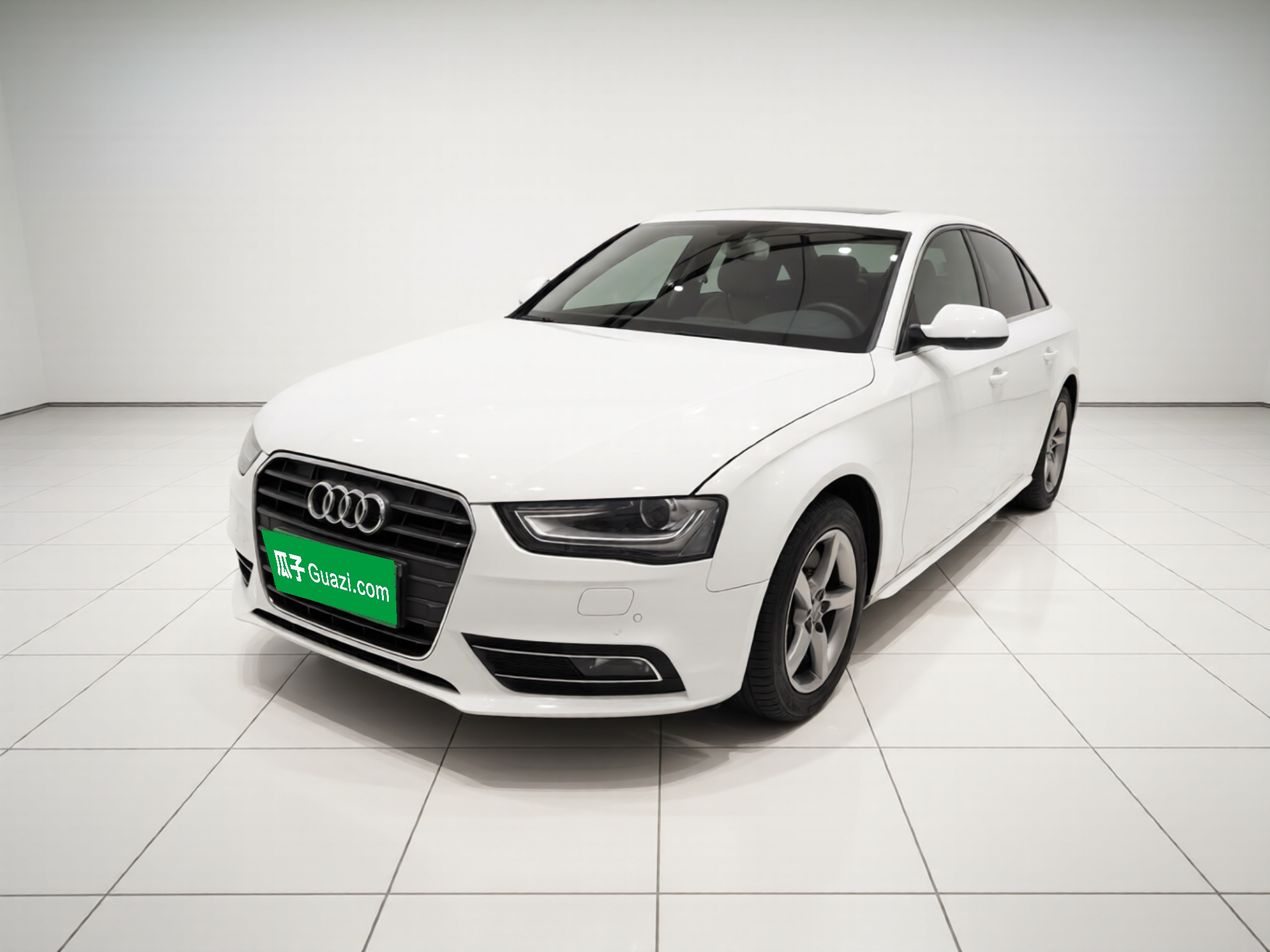 Audi A4L 2015 car image 