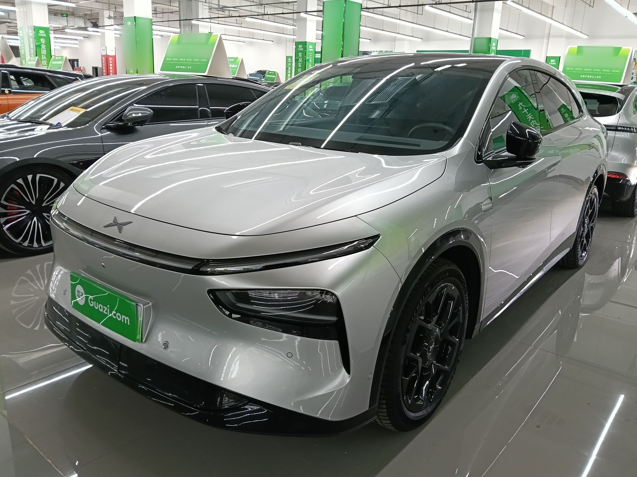 Xpeng 2025 汽车图片 