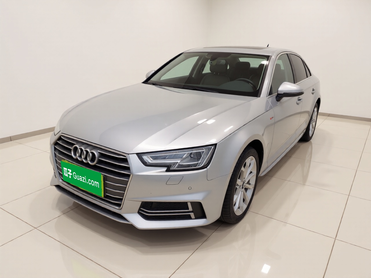 Audi A4L 2018 Audi A4L 2018 immagine di auto