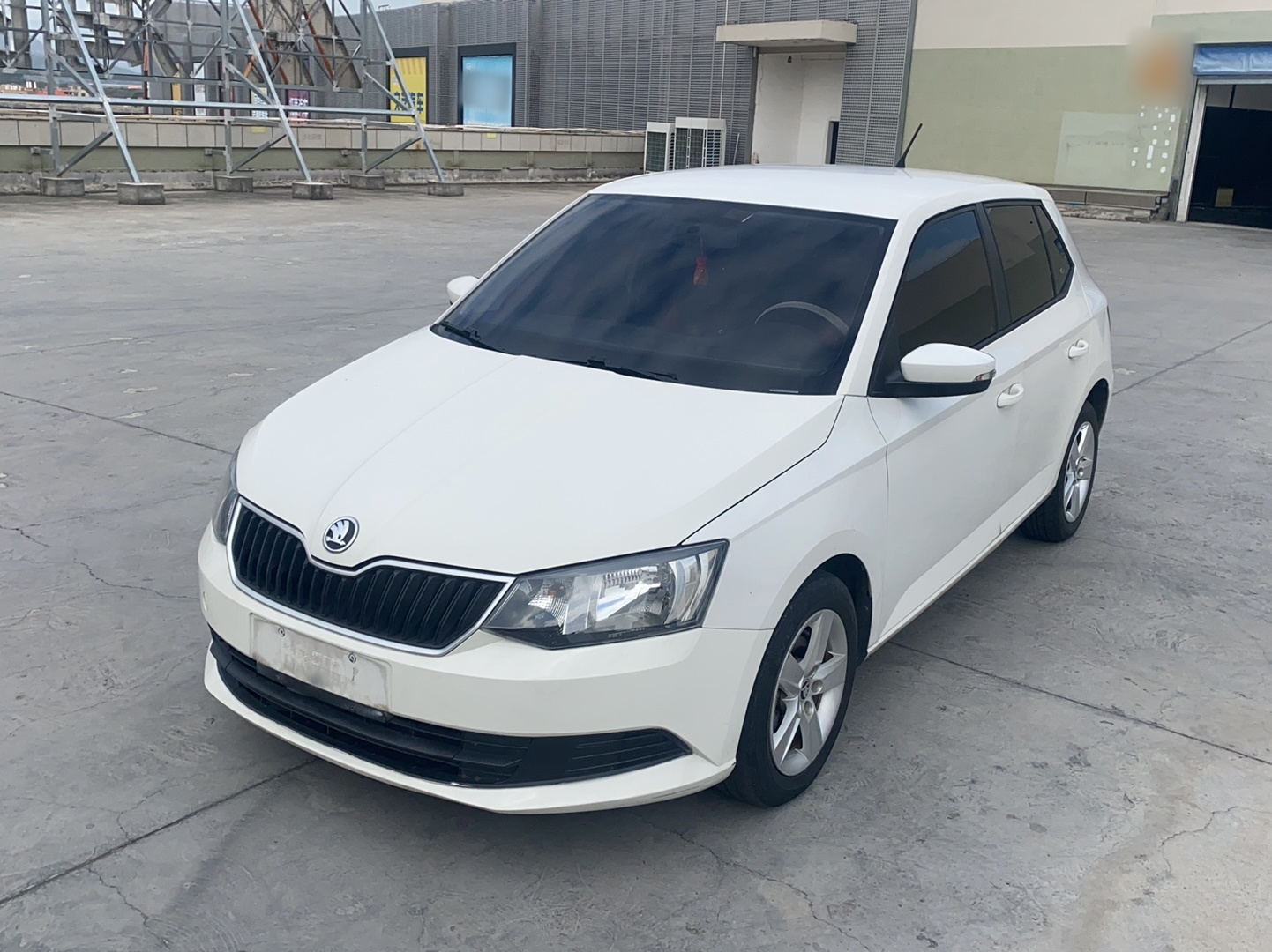 Skoda Fabia 2019 car image 