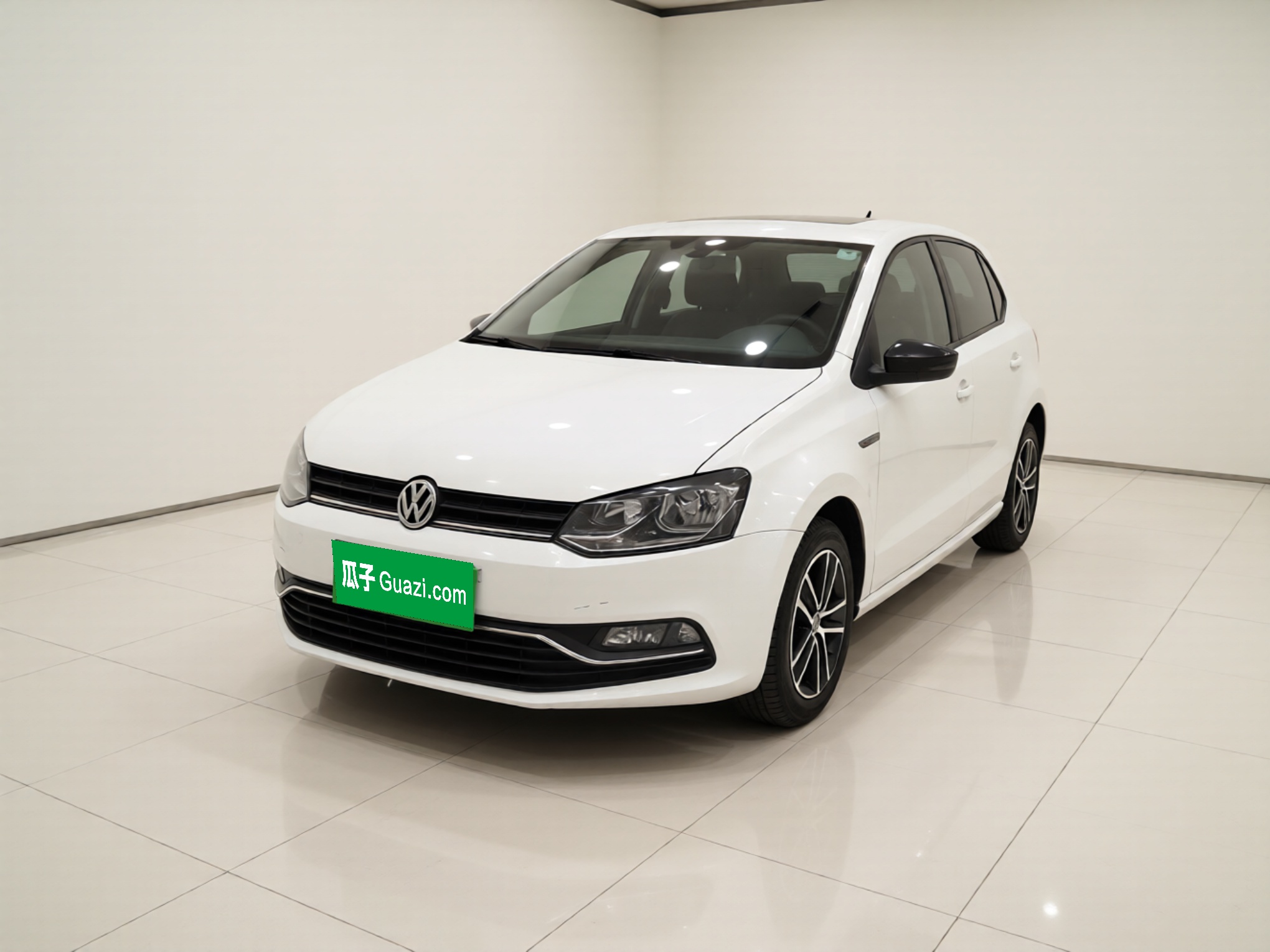 Polo 2014 Polo 2014 car image