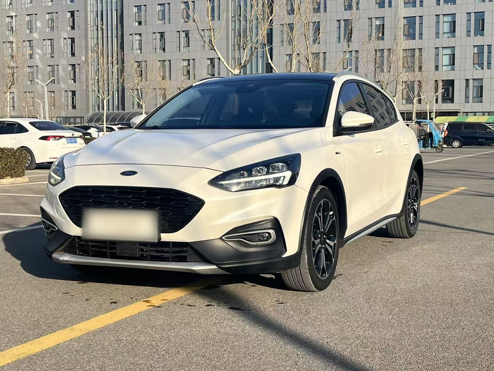 Ford Focus Active 2020 car image 