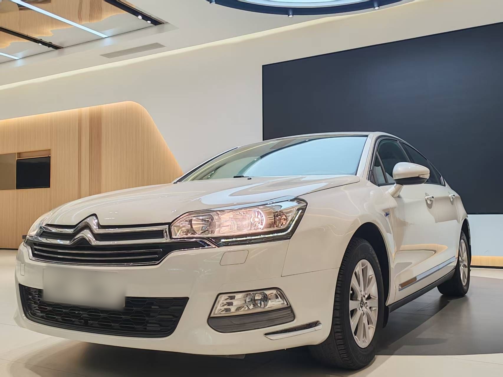 Citroen C5 2016 Citroen C5 2016 car image