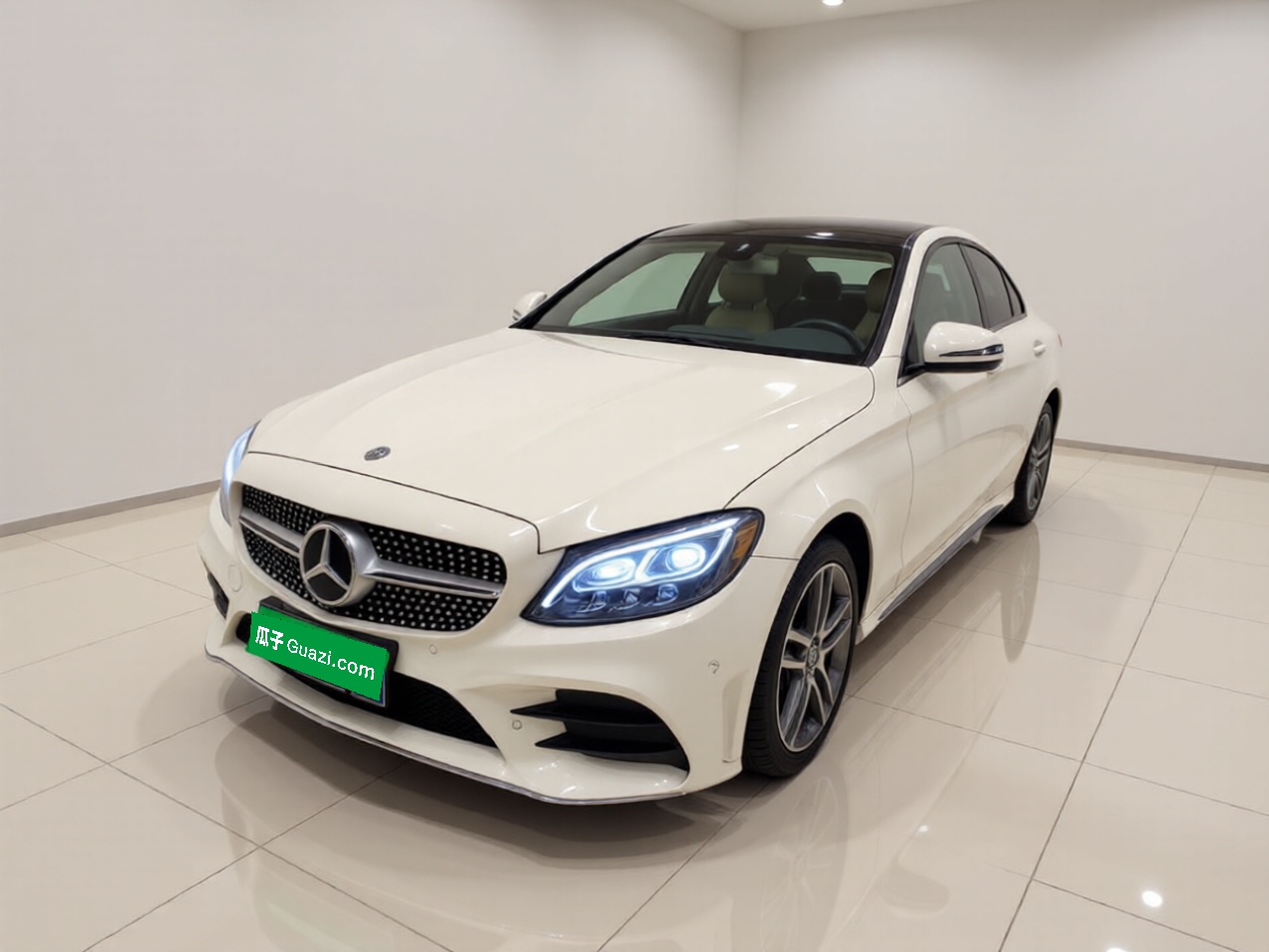 Mercedes-Benz C Class 2019 car image 
