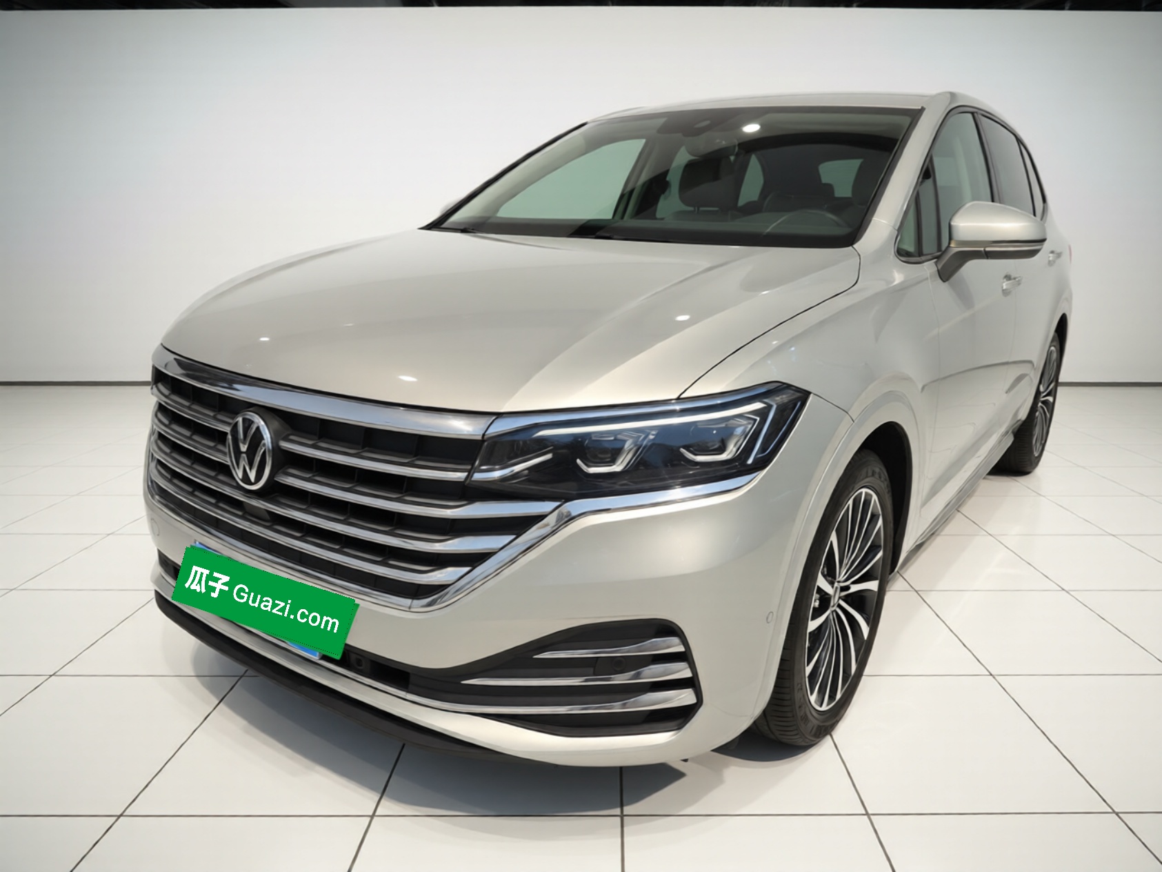 Volkswagen Viloran 2021 immagine di auto 