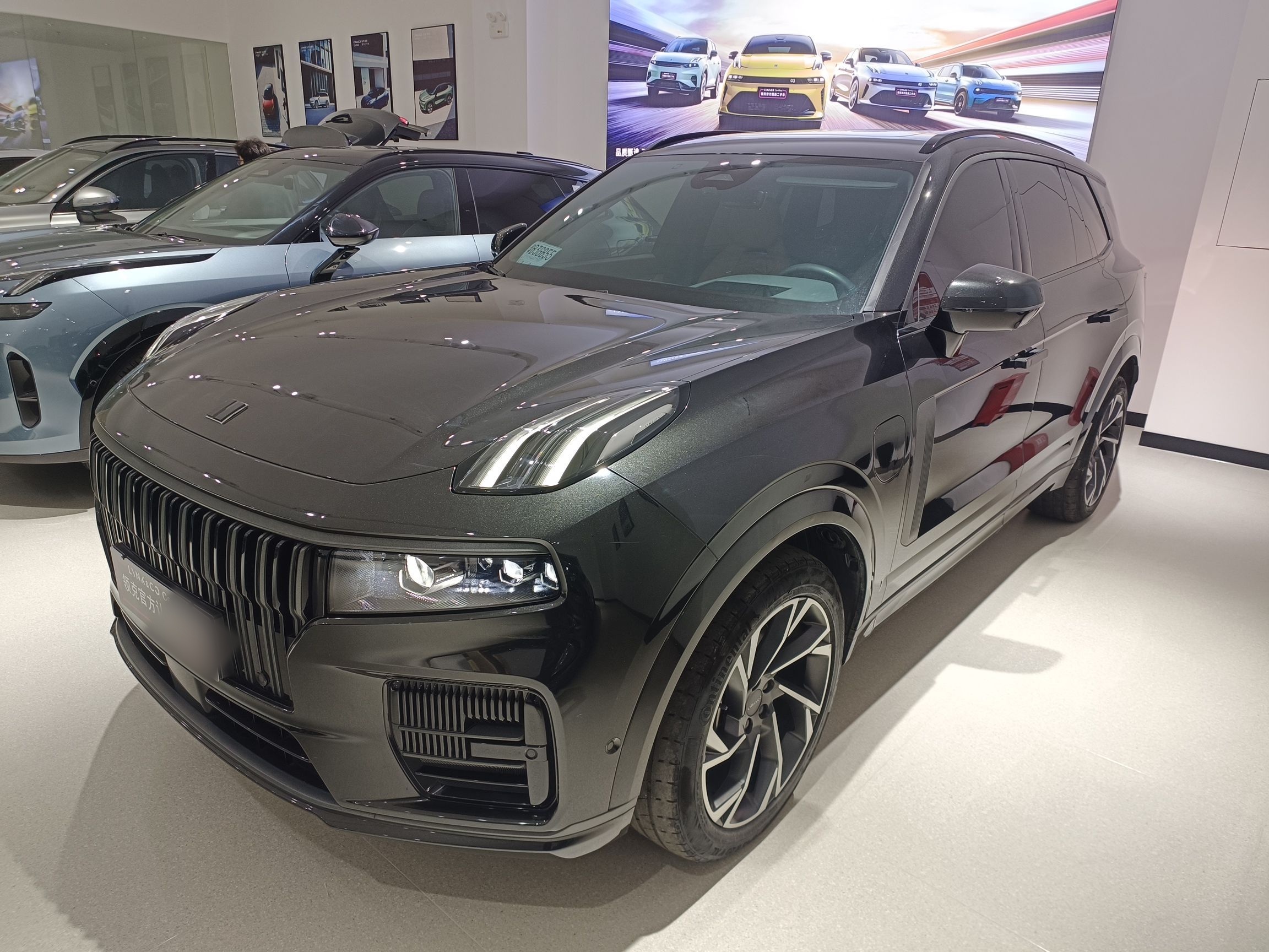 Lynk & Co 09 EM-P 2022 car image 