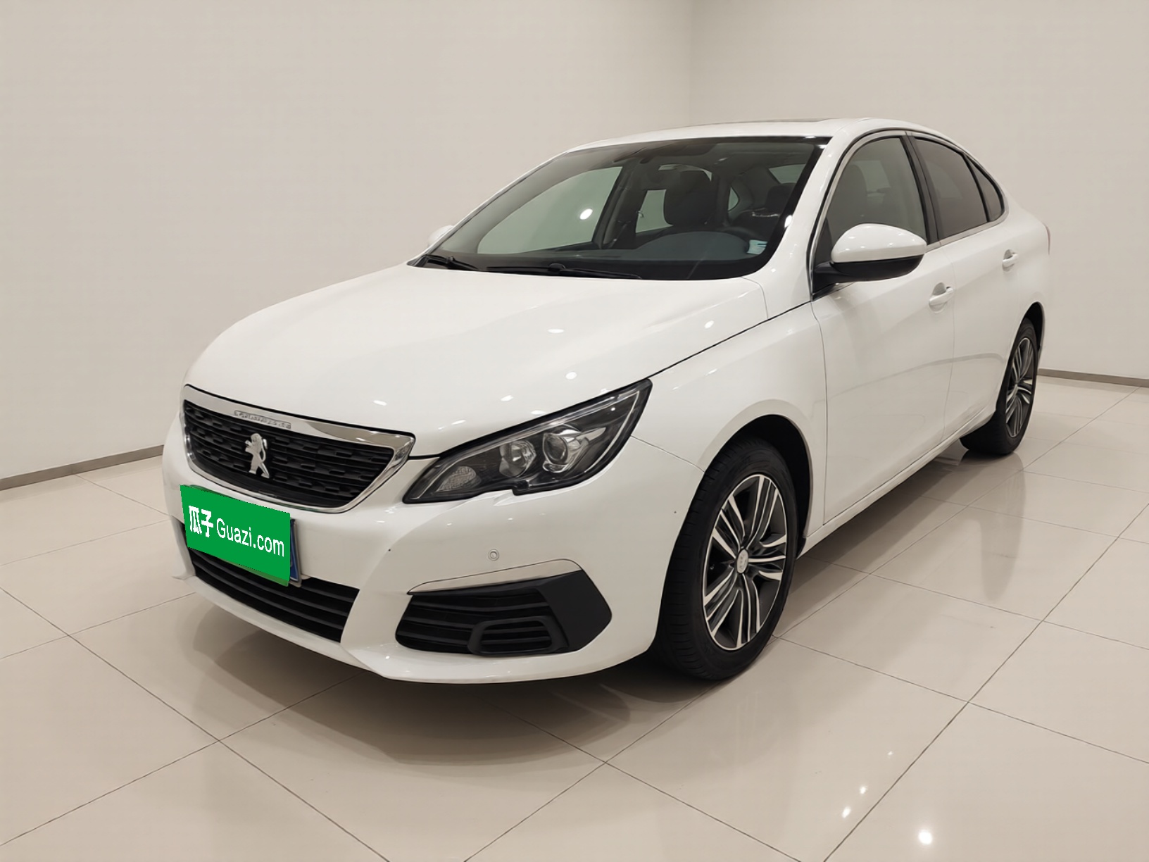Peugeot 308 2018 car image 