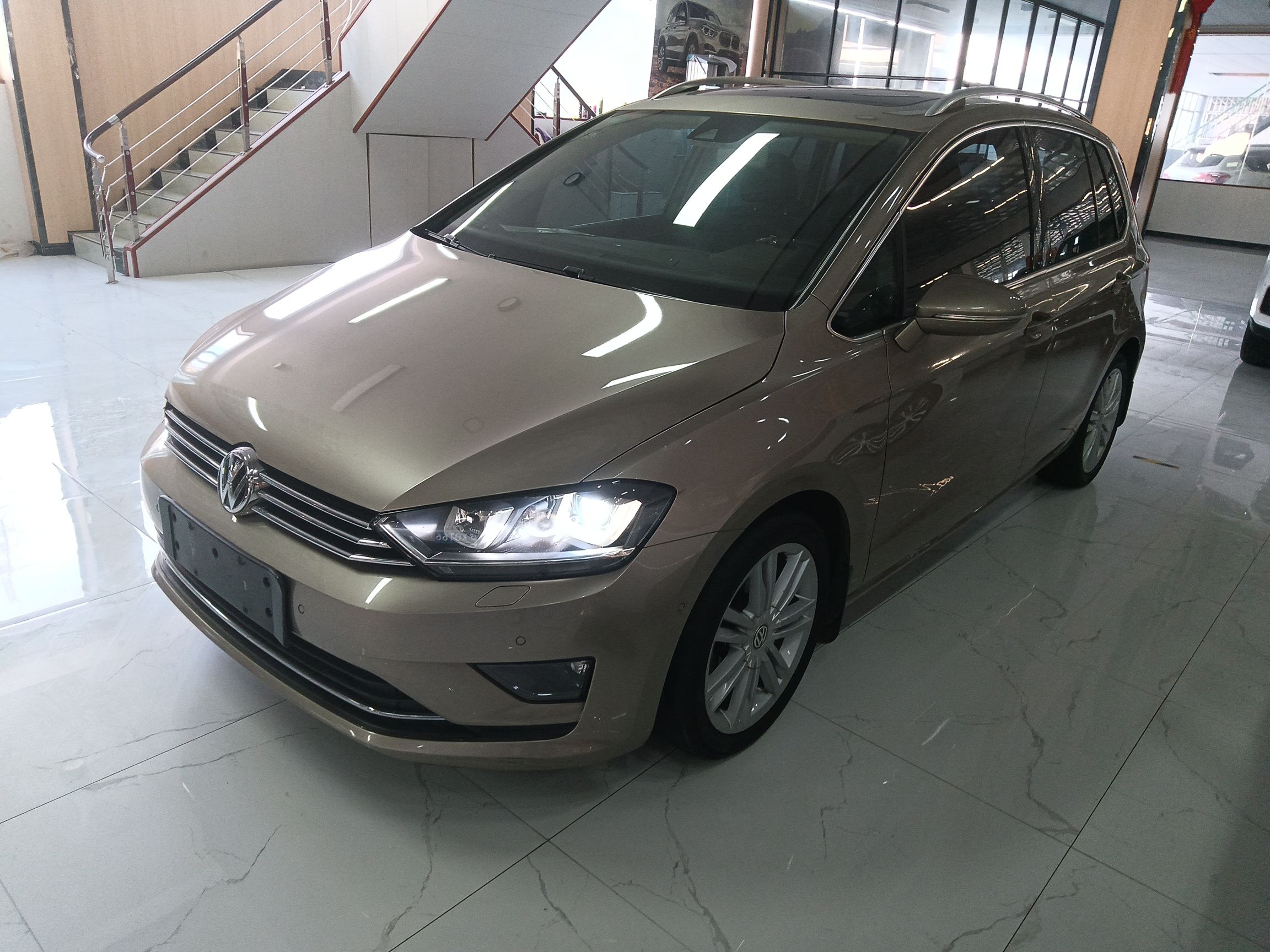 Volkswagen Golf Sportsvan 2016 Volkswagen Golf Sportsvan 2016 汽车图片