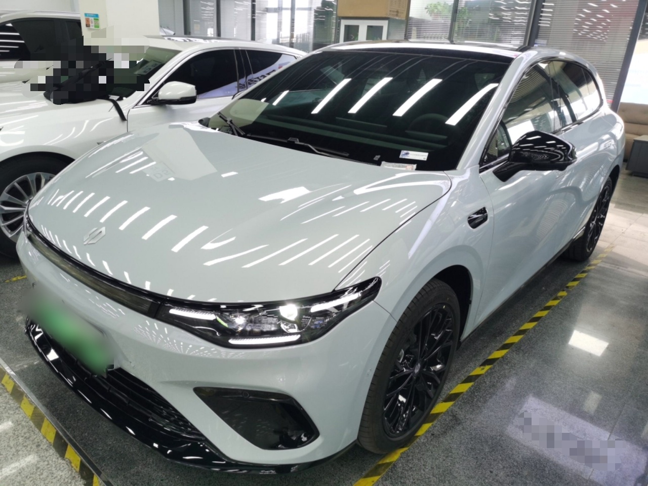 Leapmotor Lafa5 2025 汽车图片 