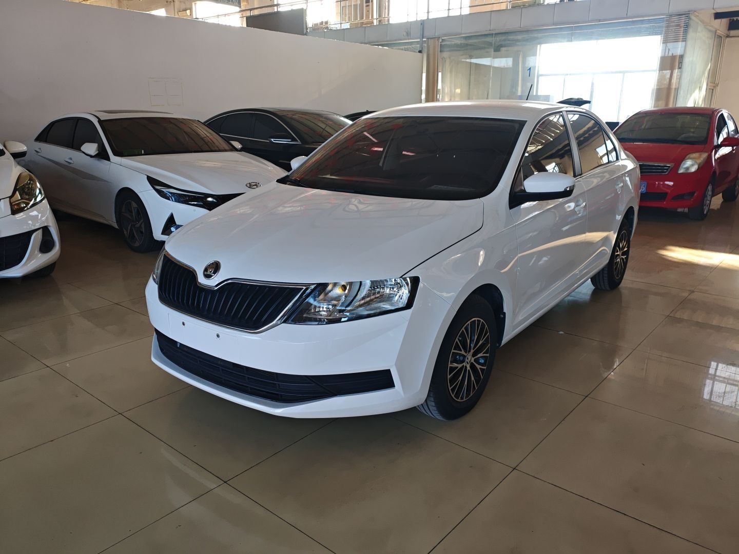 Skoda Rapid 2019 Skoda Rapid 2019 car image