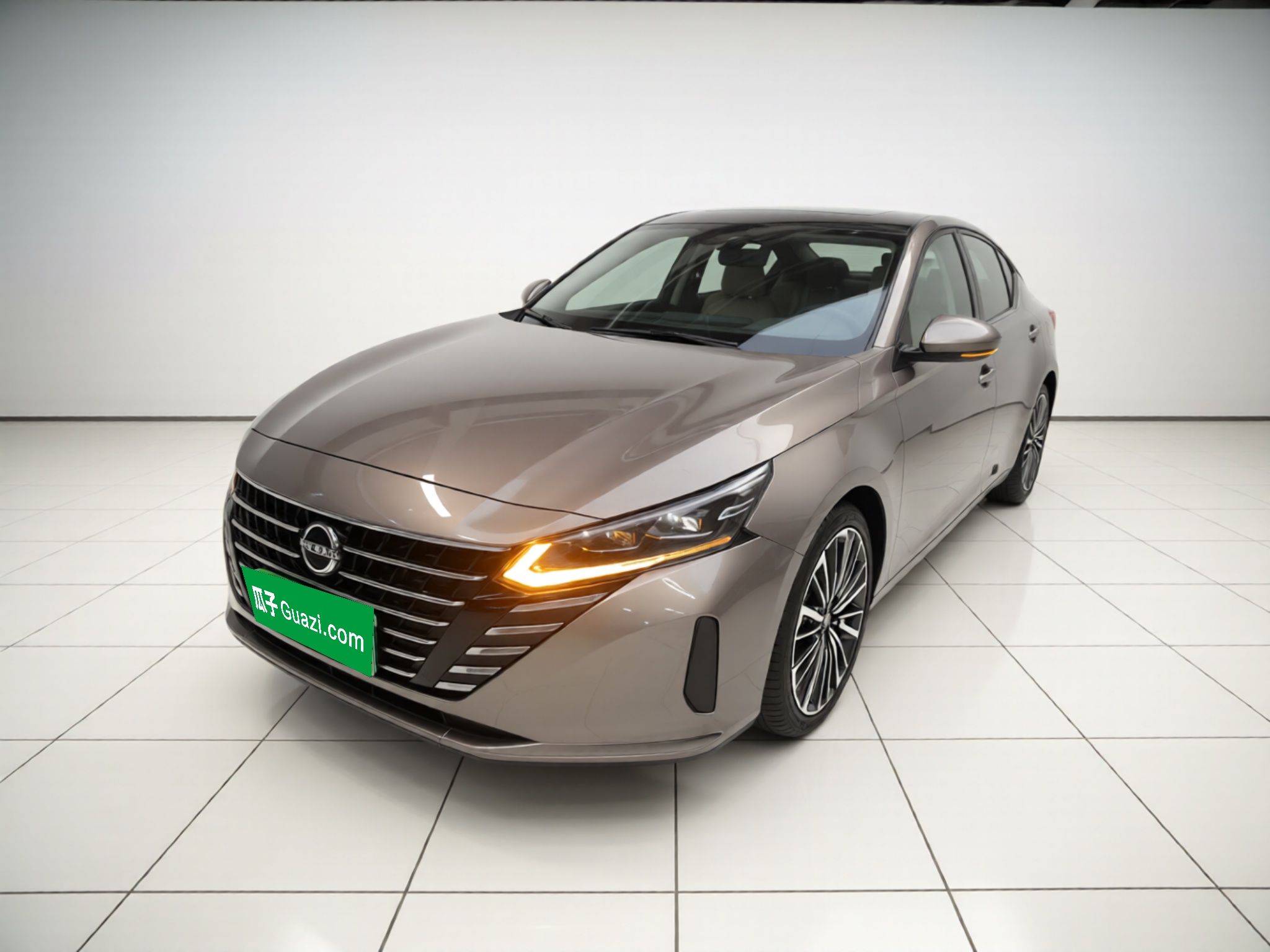 Nissan Teana 2023 汽车图片 