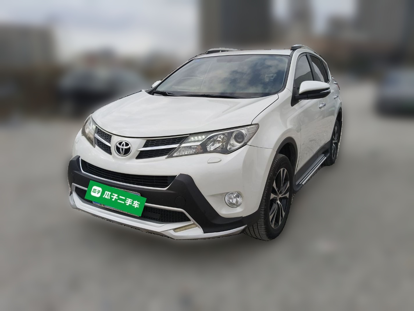 Toyota RAV4 2015 Toyota RAV4 2015 car image