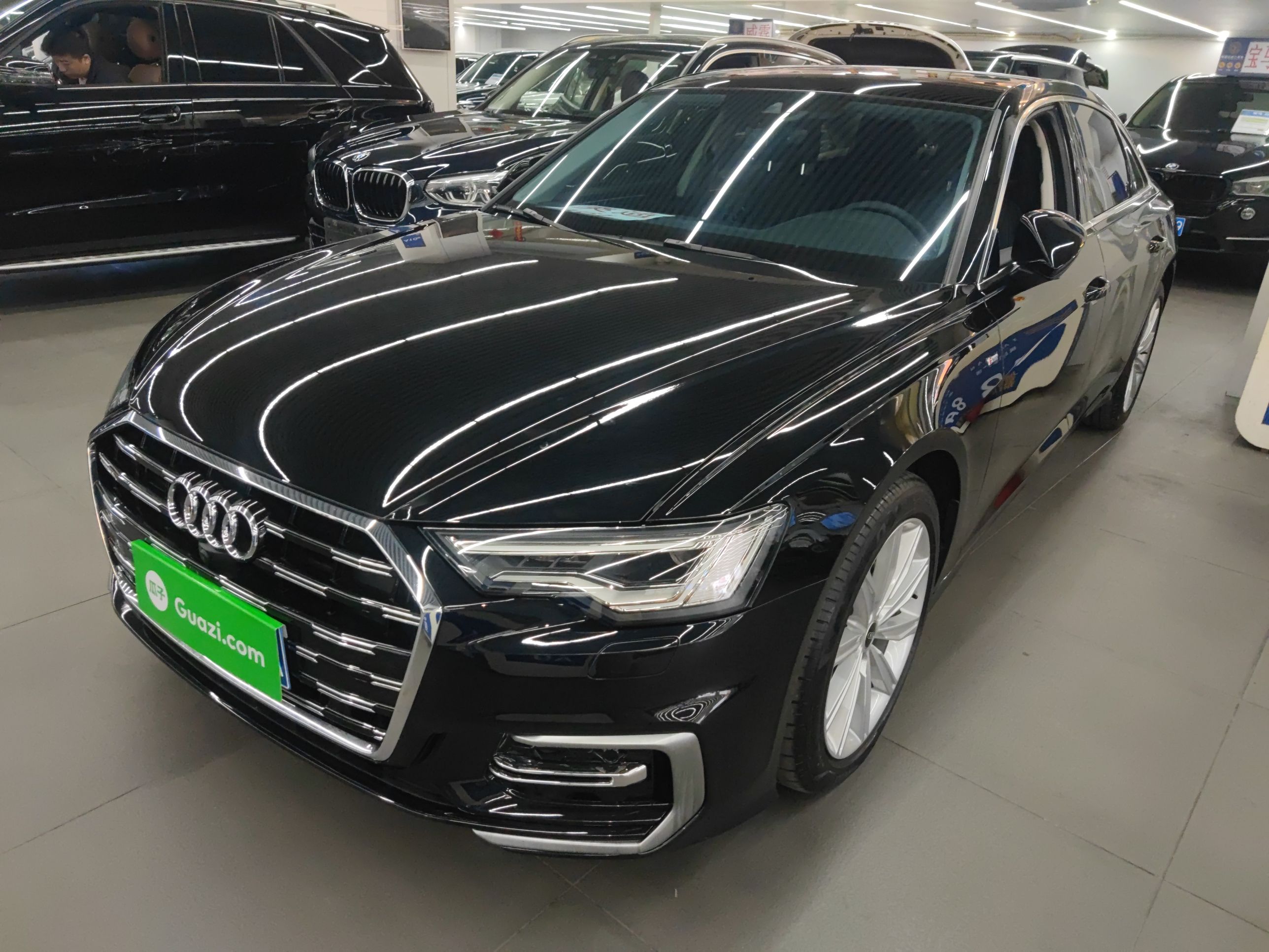 Audi A6L 2023 car image 