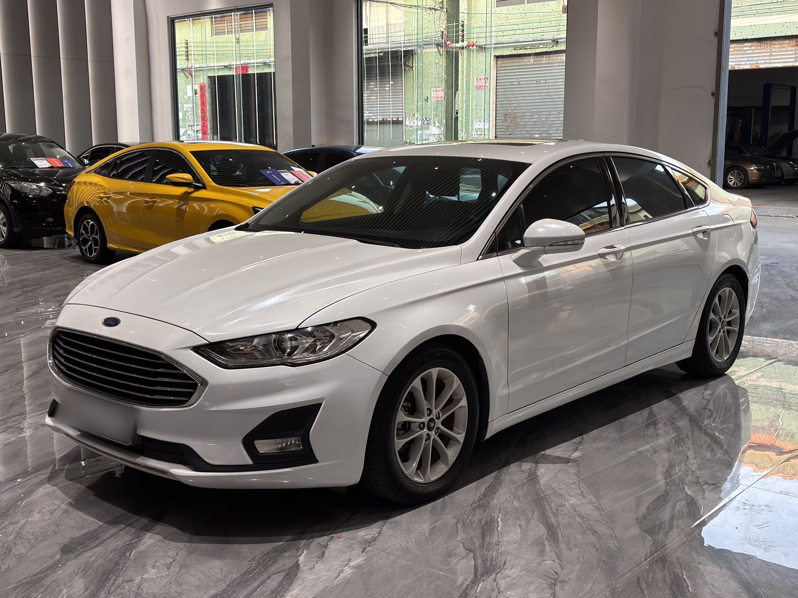Ford Mondeo 2020 car image 