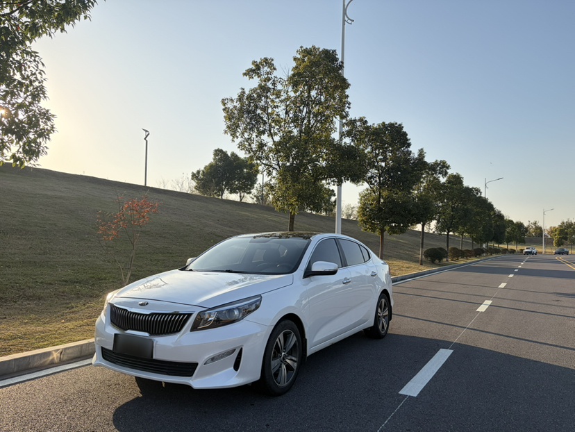 Kia K5 2018 汽车图片 