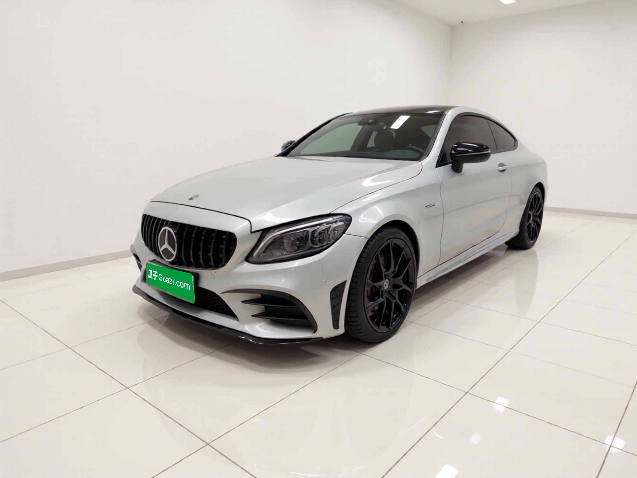 Mercedes-Benz C AMG 2020 Mercedes-Benz C AMG 2020 immagine di auto