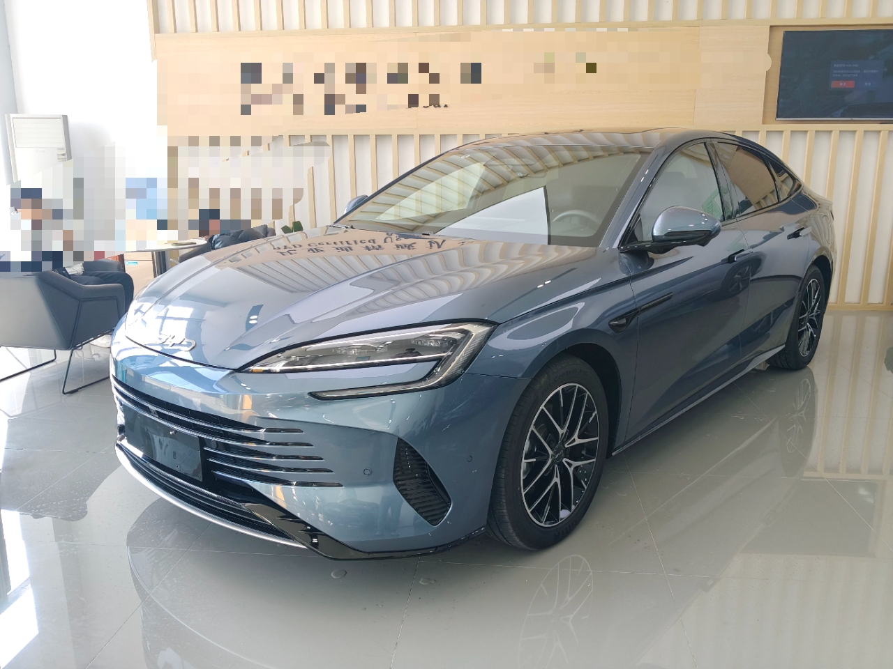 BYD Seal 07 DM-i 2025 imagem de carro 