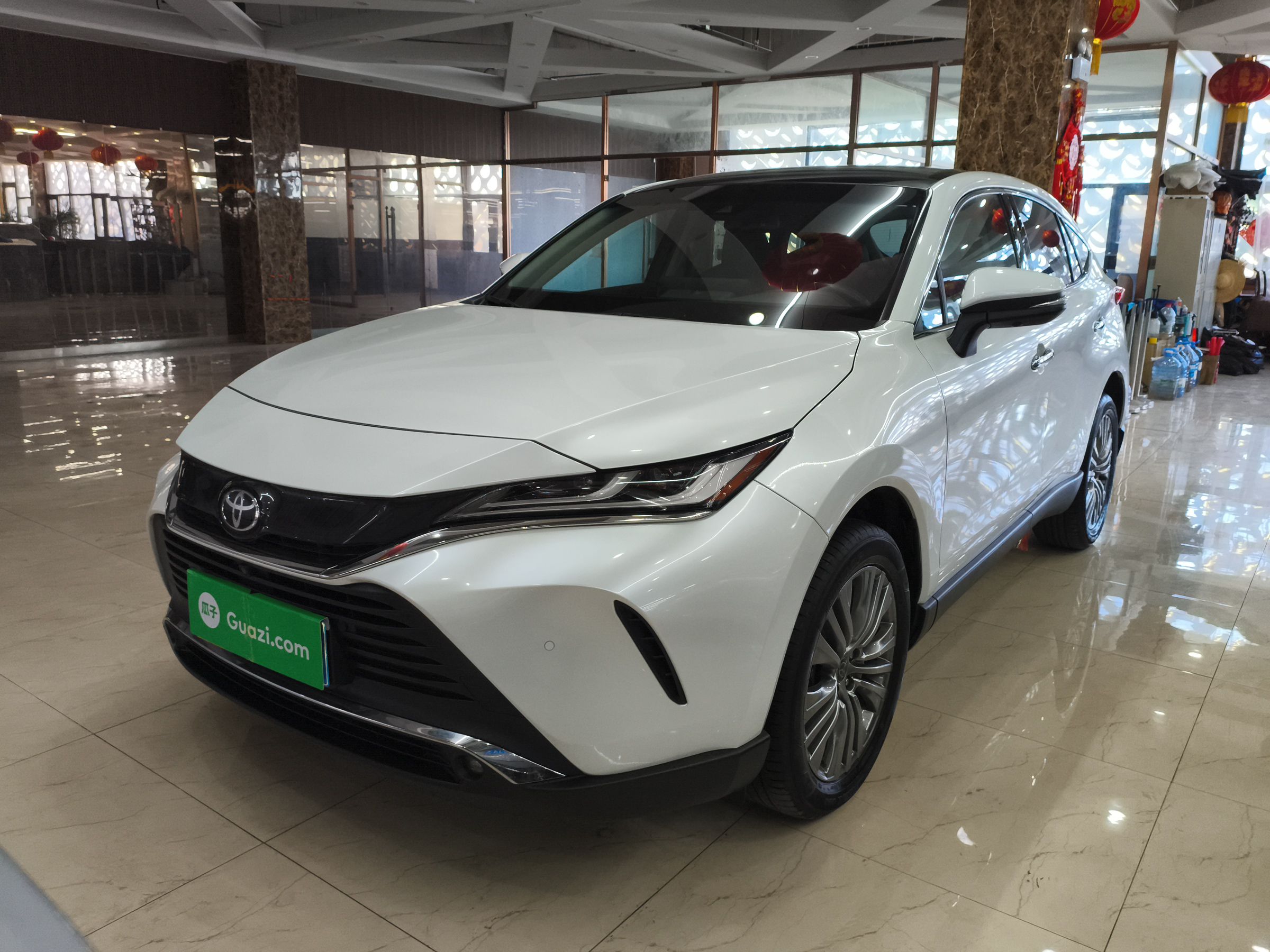 Toyota Harrier 2023 汽车图片 