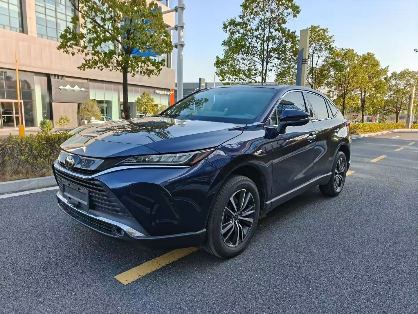 Toyota Harrier 2022 car image 